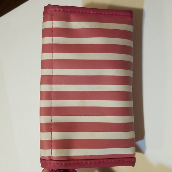 Tender love + carry pink and white striped makeup carrying case with mirror - Picture 5 of 5
